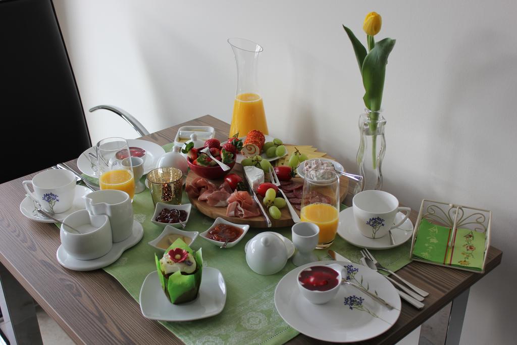 Hotel Haus Kallenberg Herbrechtingen ภายนอก รูปภาพ