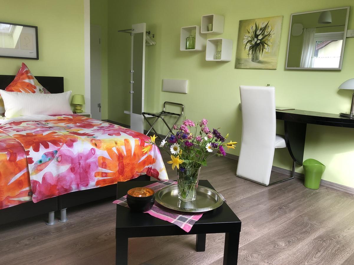Hotel Haus Kallenberg Herbrechtingen ภายนอก รูปภาพ